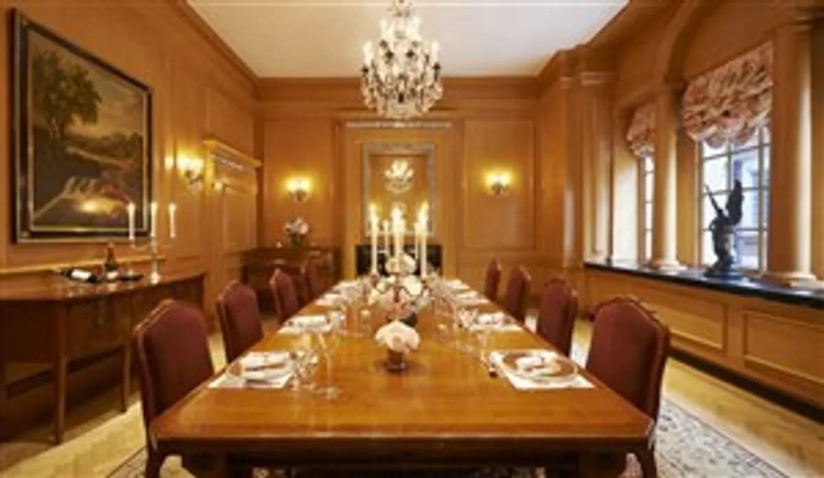 The Iolanthe - The Savoy, A Fairmont Managed Hotel