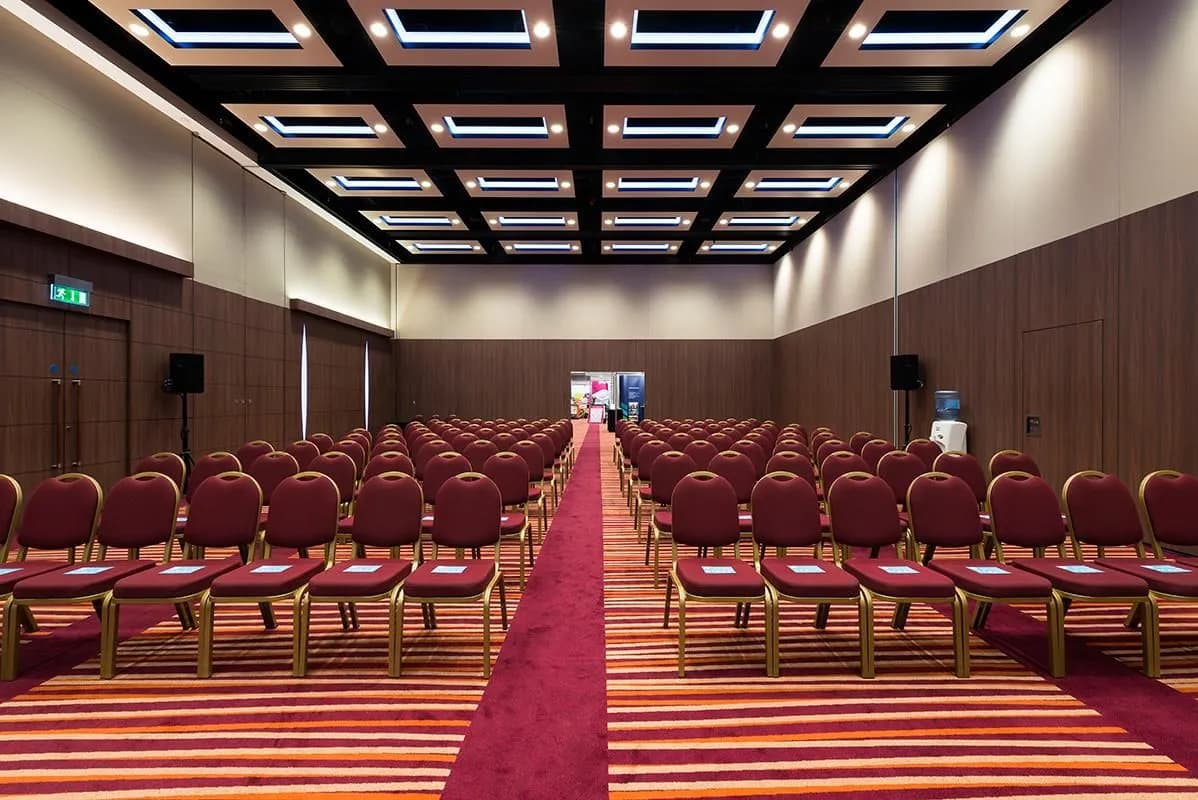 LONDON SUITE 4, 5 AND 6 - Mercure London Earls Court Hotel & Conference Centre