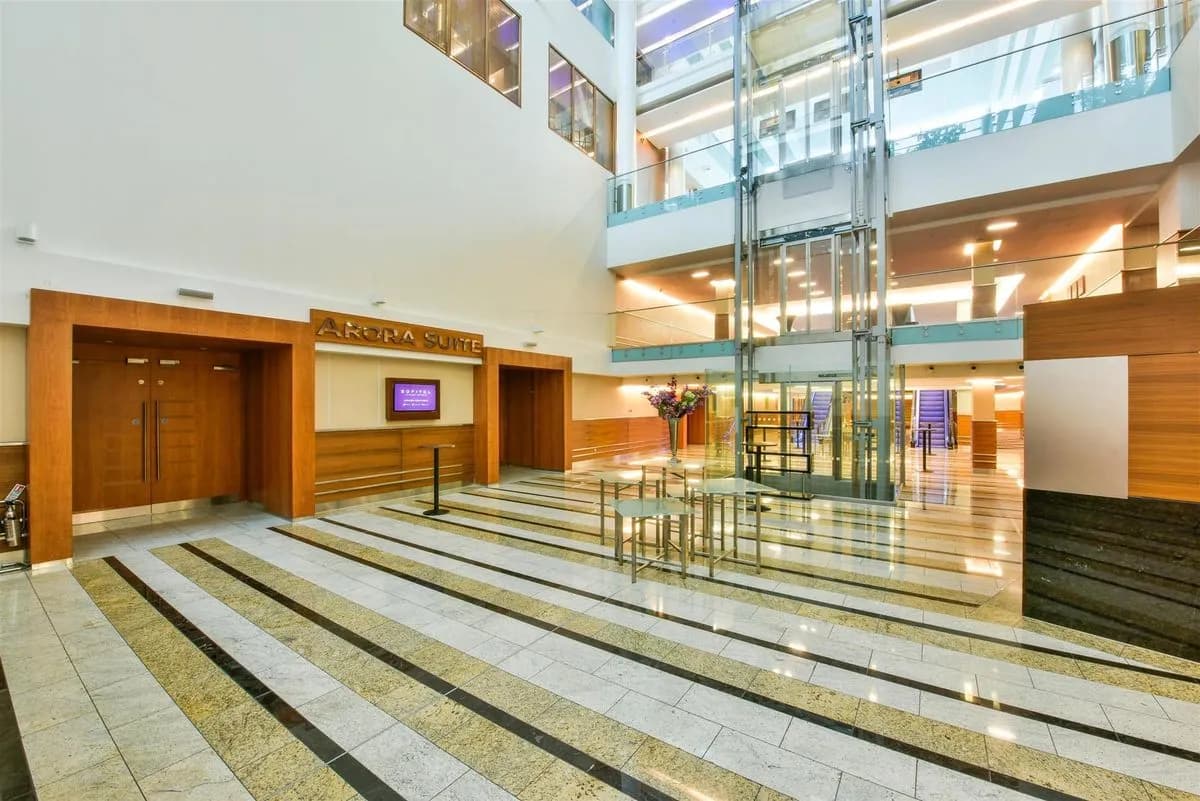 Arora Foyer - Sofitel London Heathrow