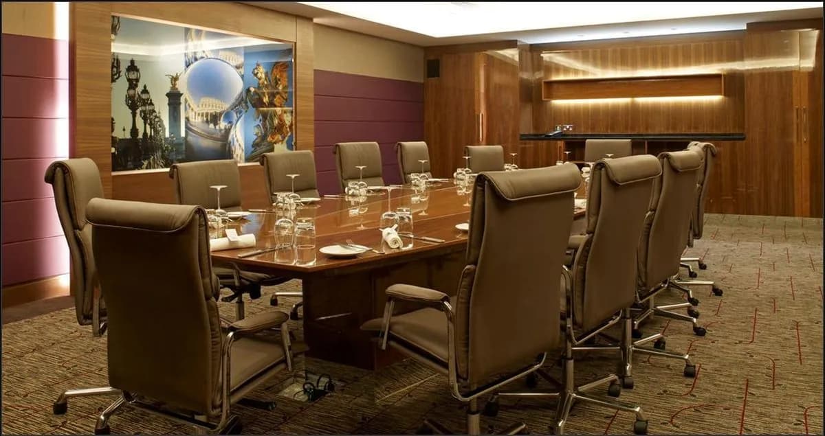 Imperial Boardroom - Sofitel London Heathrow