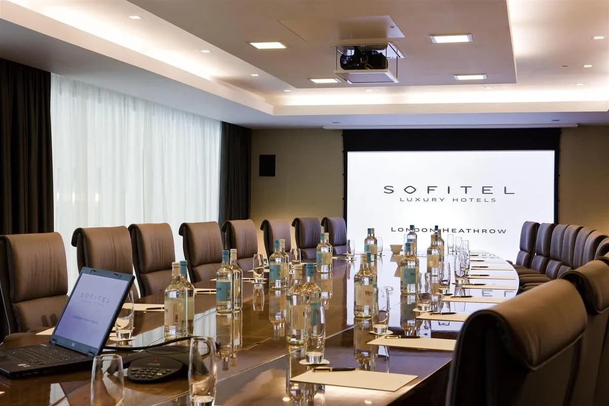 Opera Boardroom - Sofitel London Heathrow