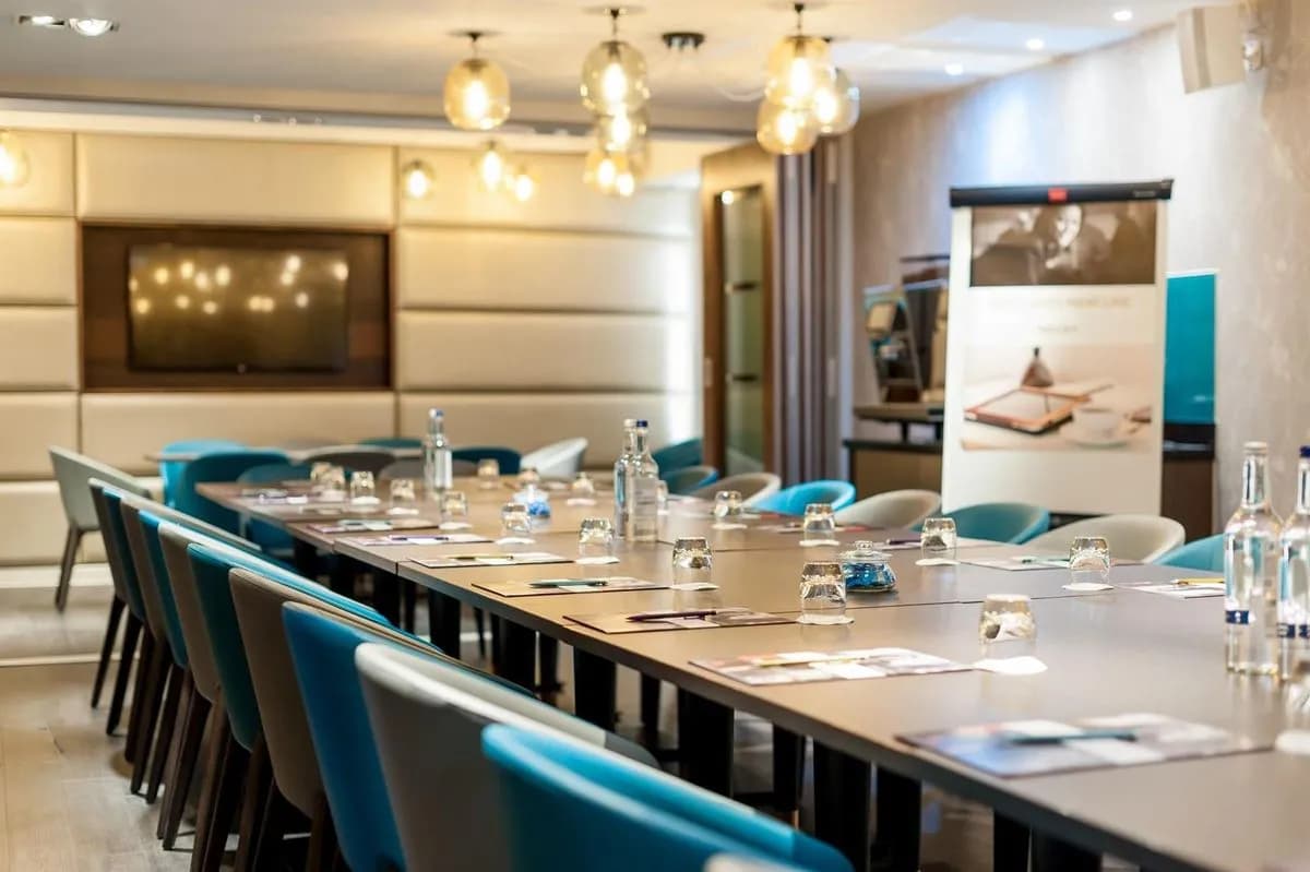 The Serpentine Suite - Mercure London Hyde Park Hotel, Paddington