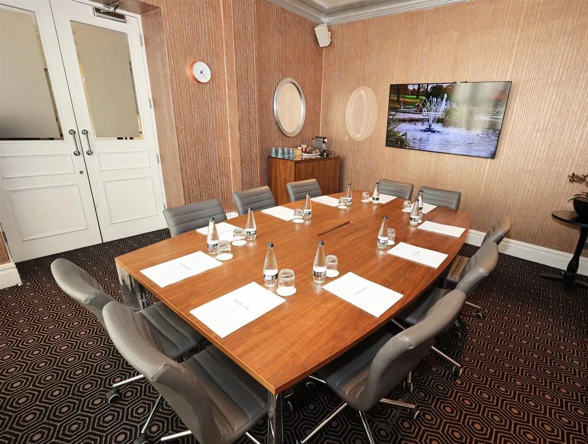 The Churchill Suite - Mercure London Hyde Park Hotel, Paddington