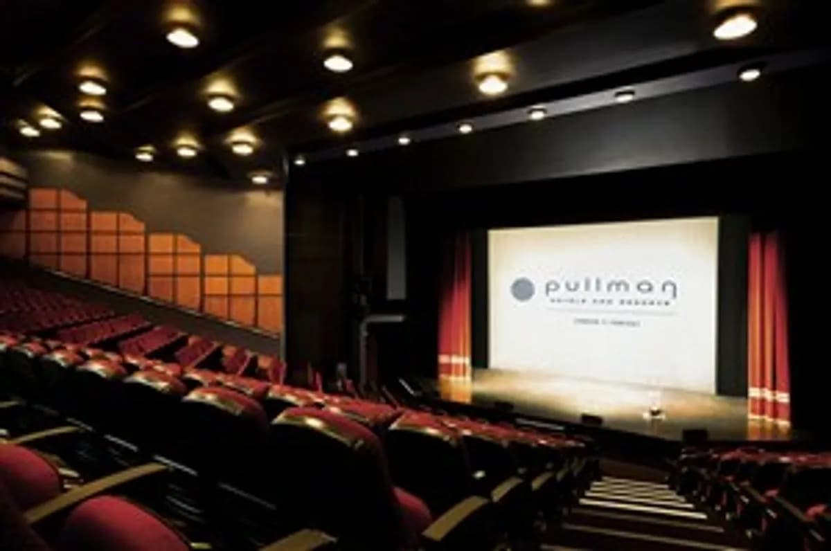 Shaw Theatre - Pullman London St Pancras