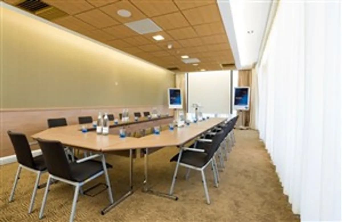 Bishops - Novotel London Paddington