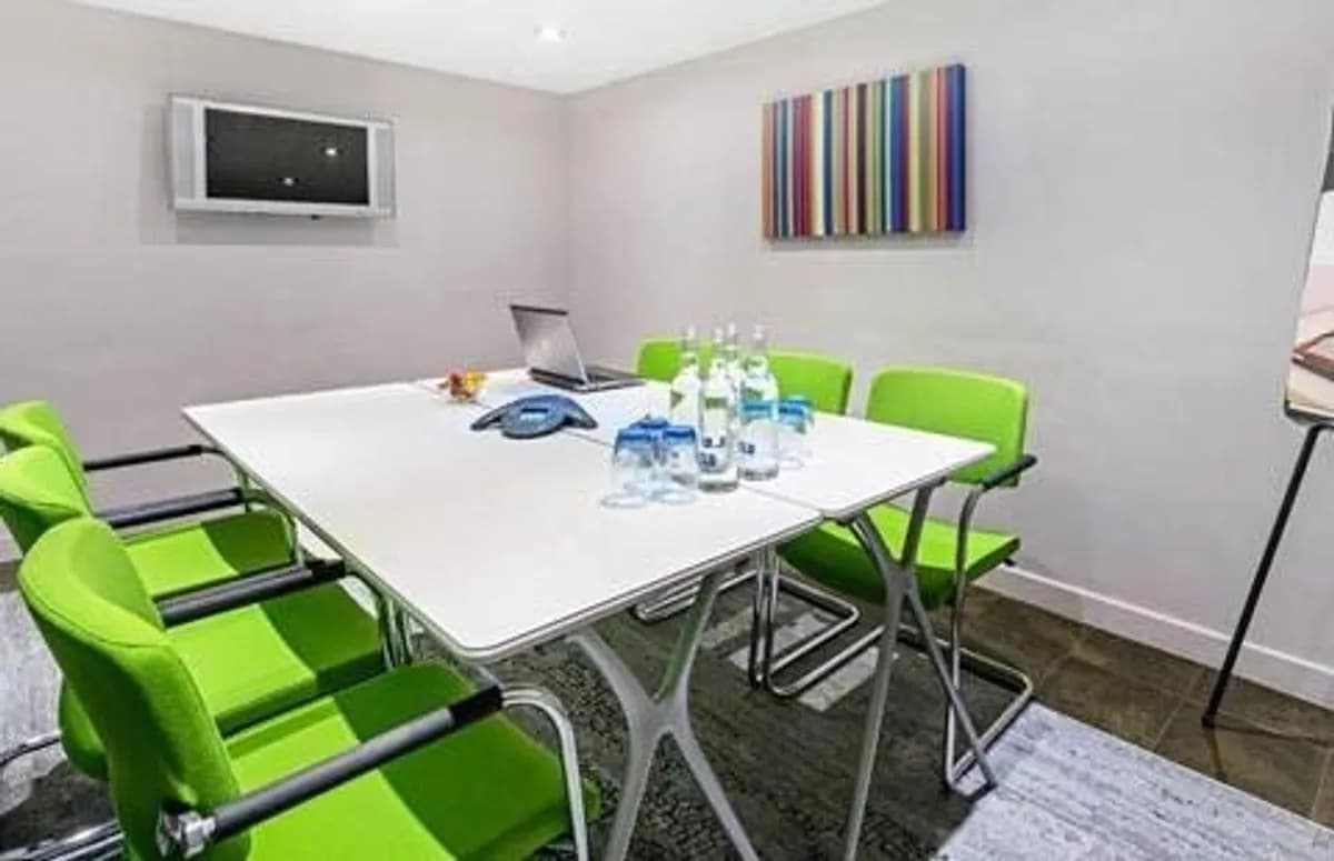 Norfolk Suite - Mercure London Paddington