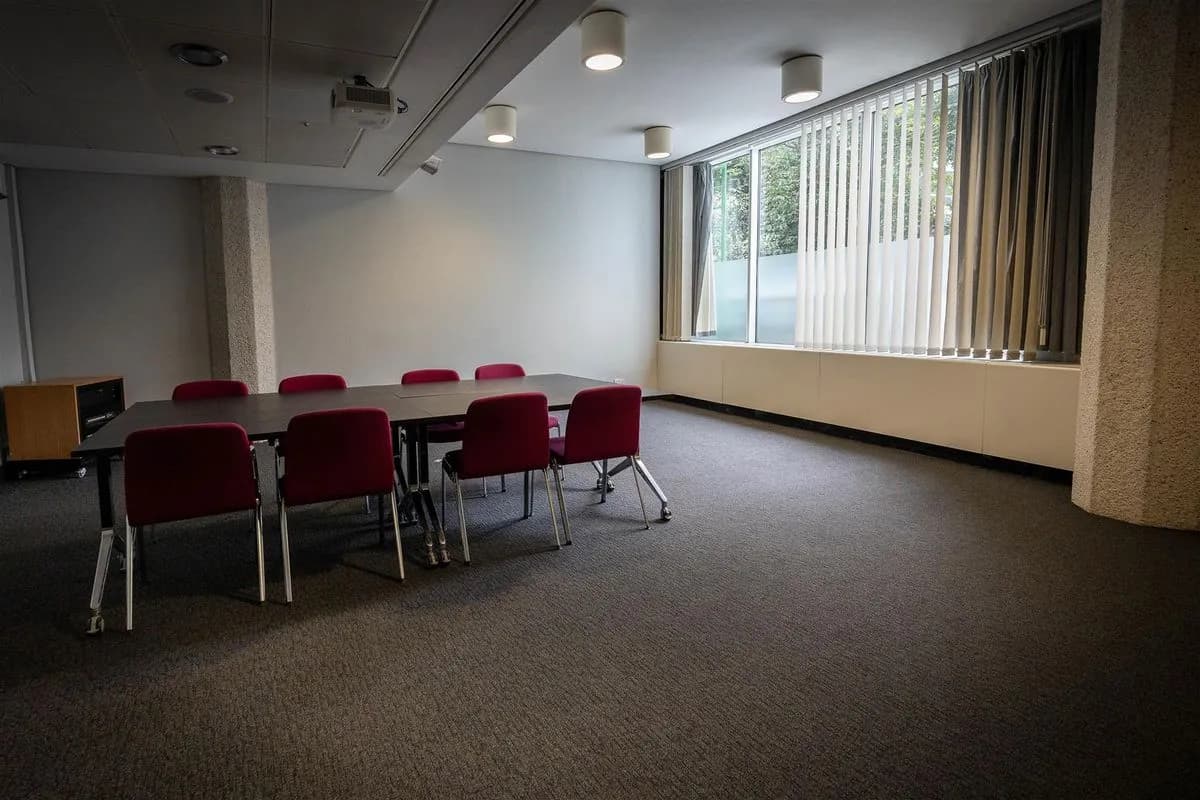 Shelley - QEII Centre