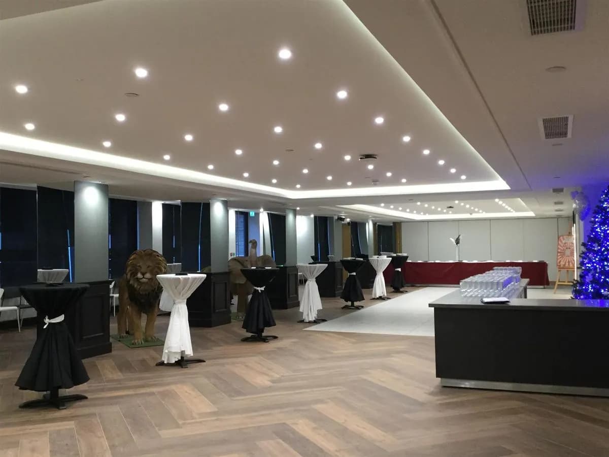 Windsor Room - City Sleepers at Royal National Hotel