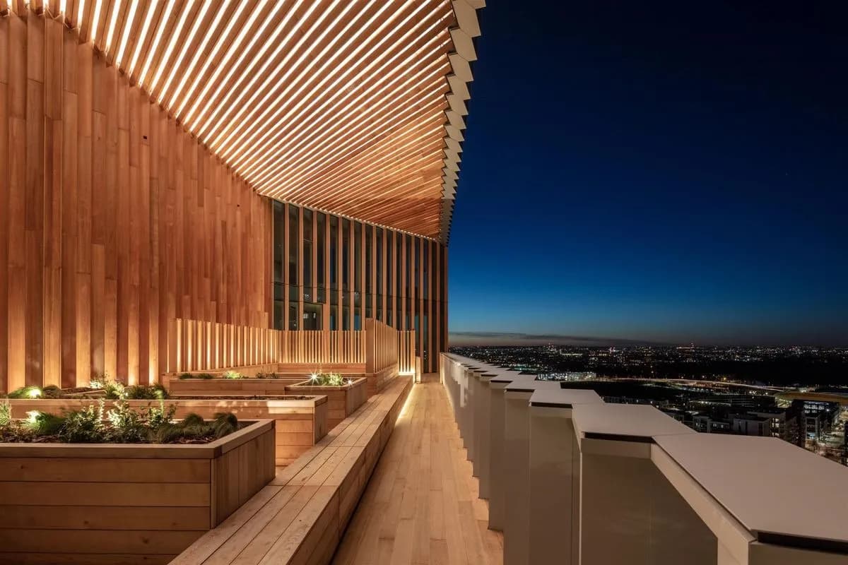 25th Floor Sky Terrace - The Stratford