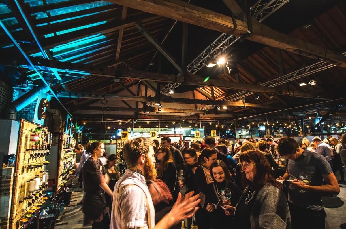 Little Gallery - Tobacco Dock