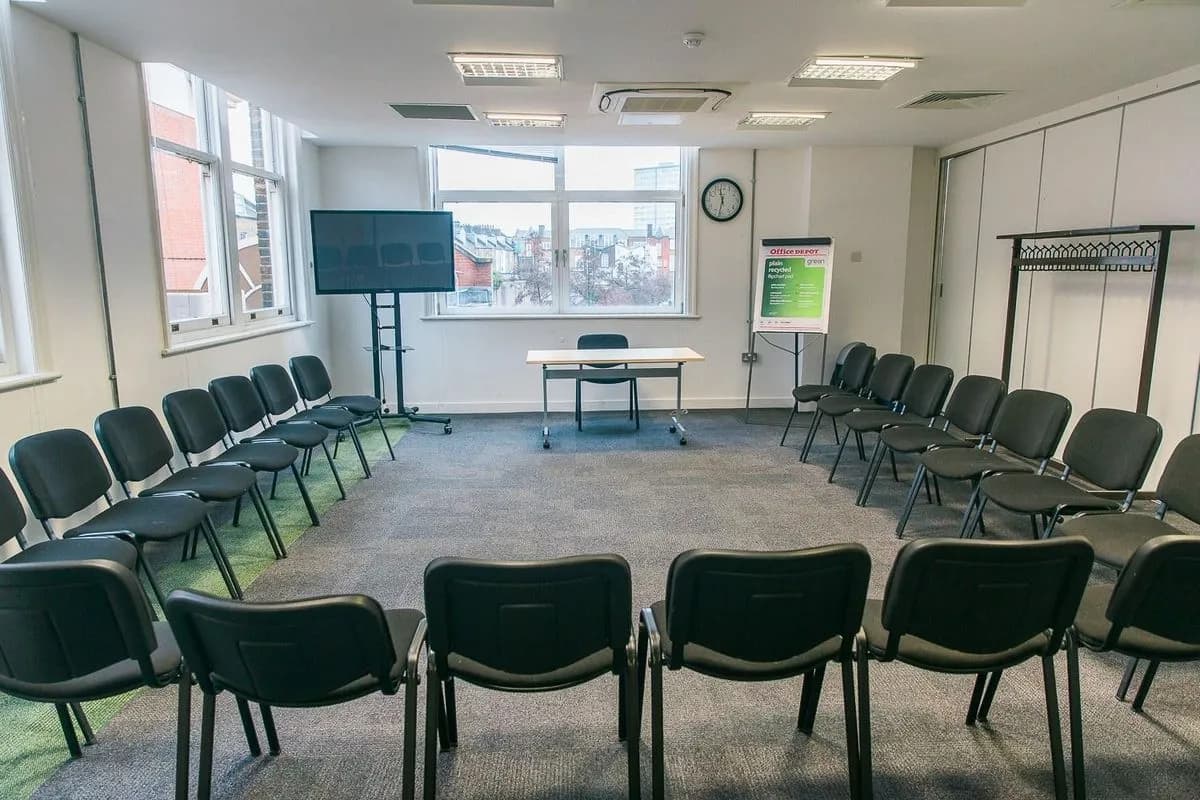 Seminar Room 6 - Resource for London