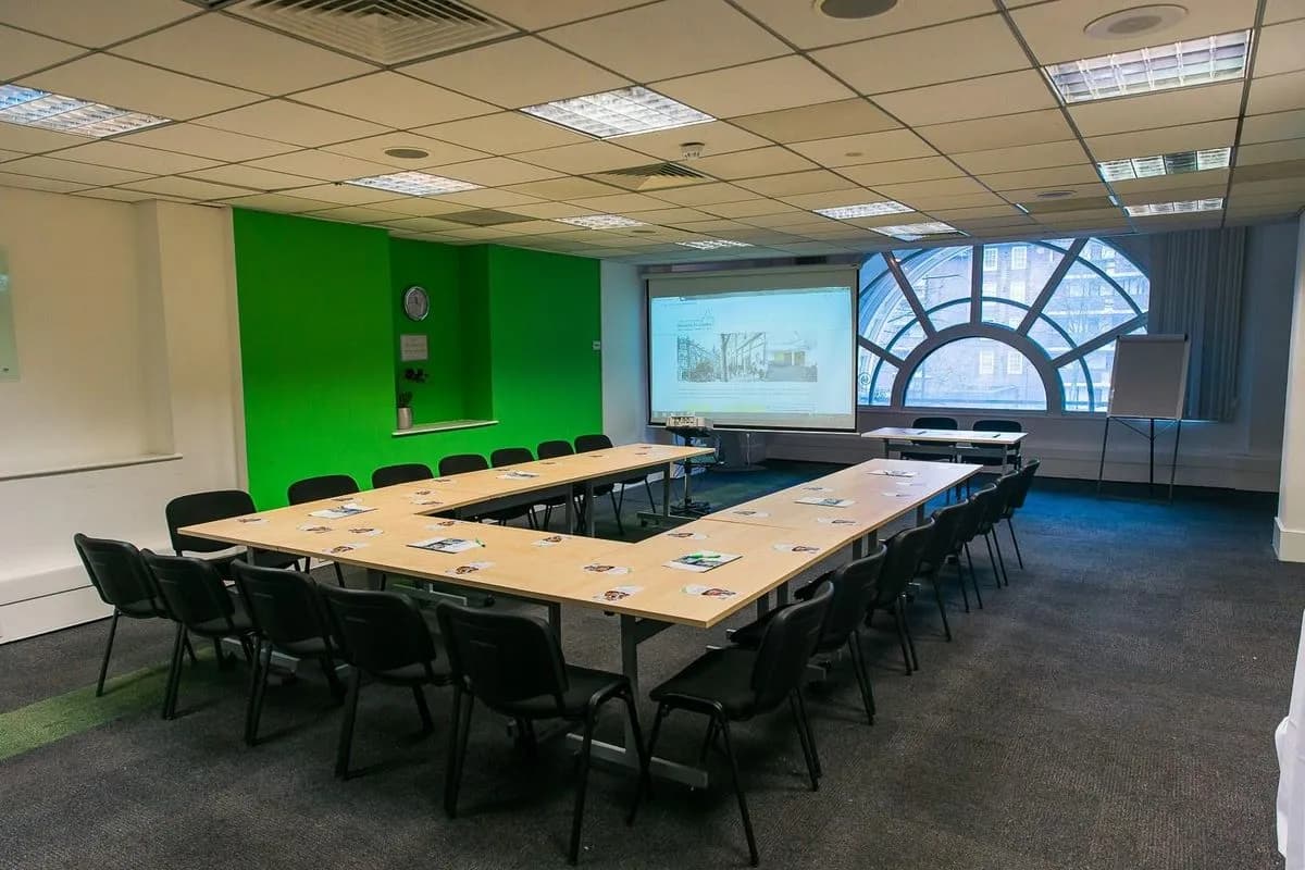 Seminar Room 3 - Resource for London