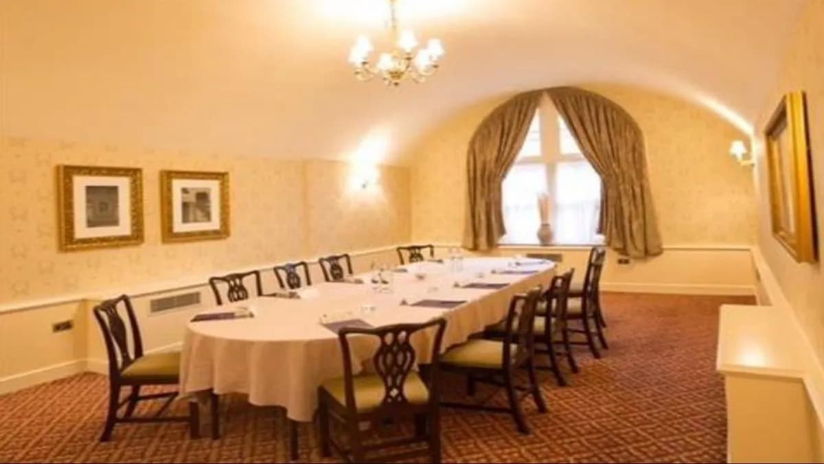 Charles Mewes - Luton Hoo Hotel, Golf & Spa