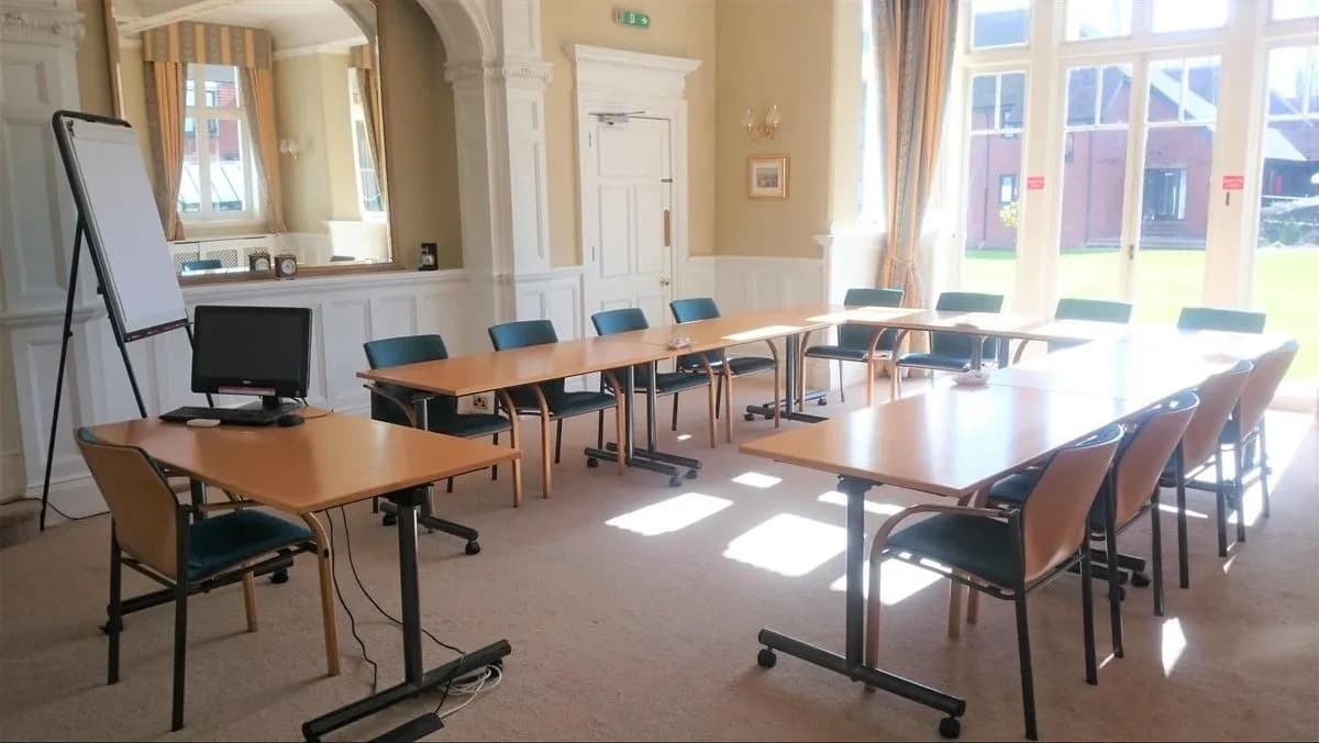 Bray Room - CIM Business Centre