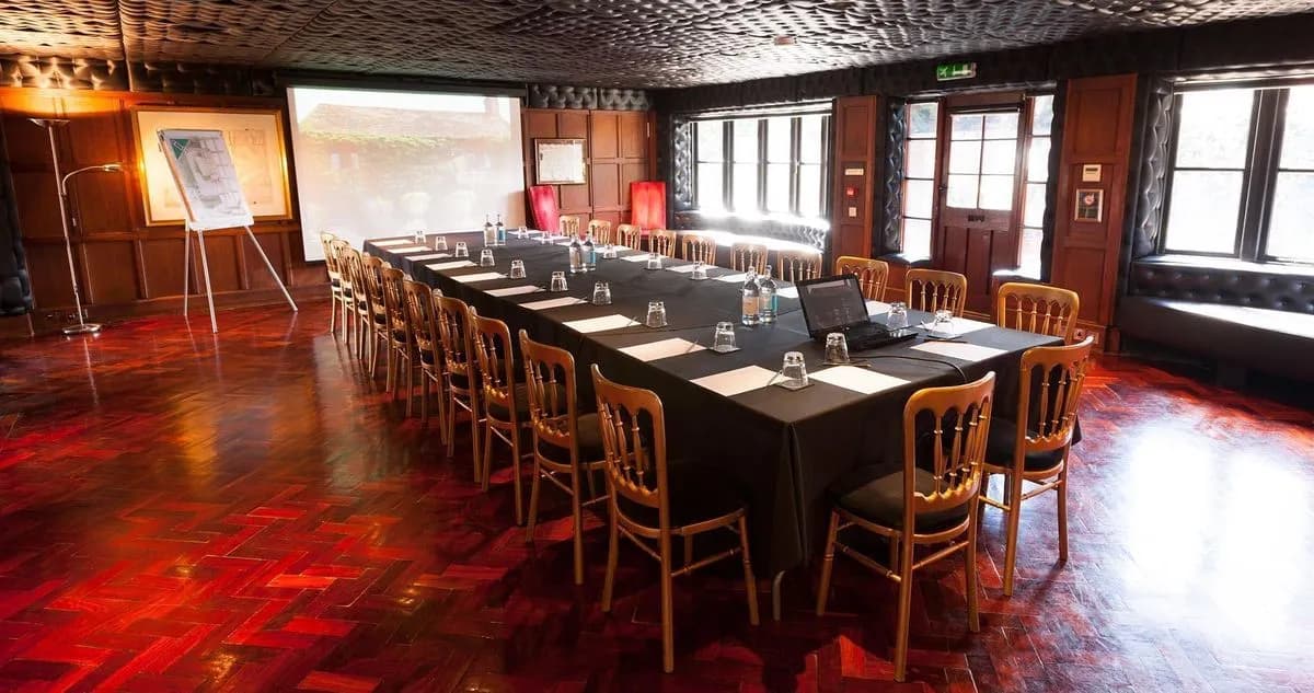 The Oak Room - Crazy Bear - Stadhampton