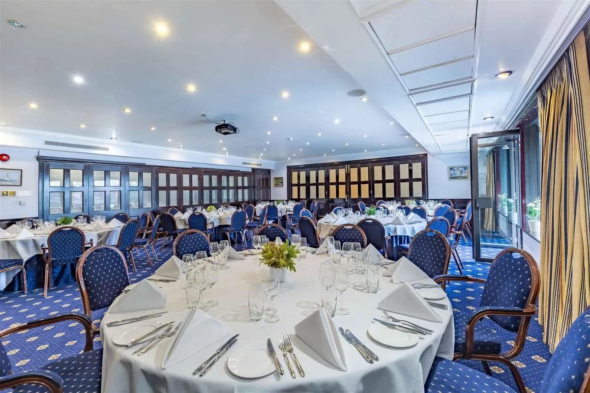 Dining Room - Little Ship Club