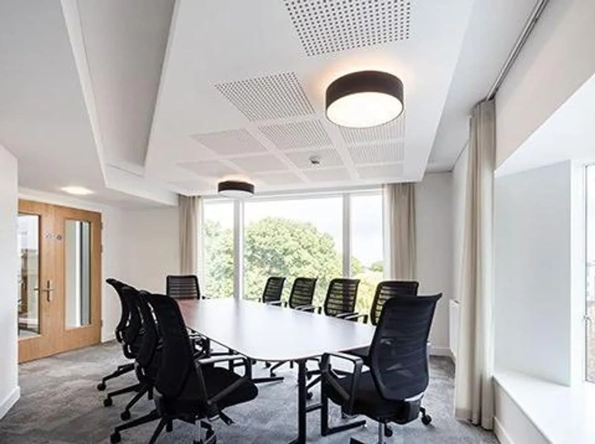 Tulip Boardroom - Elm Grove Conference Centre - Roehampton Venues