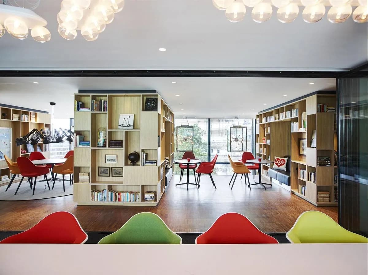 Meeting room 5 - citizenM Tower of London