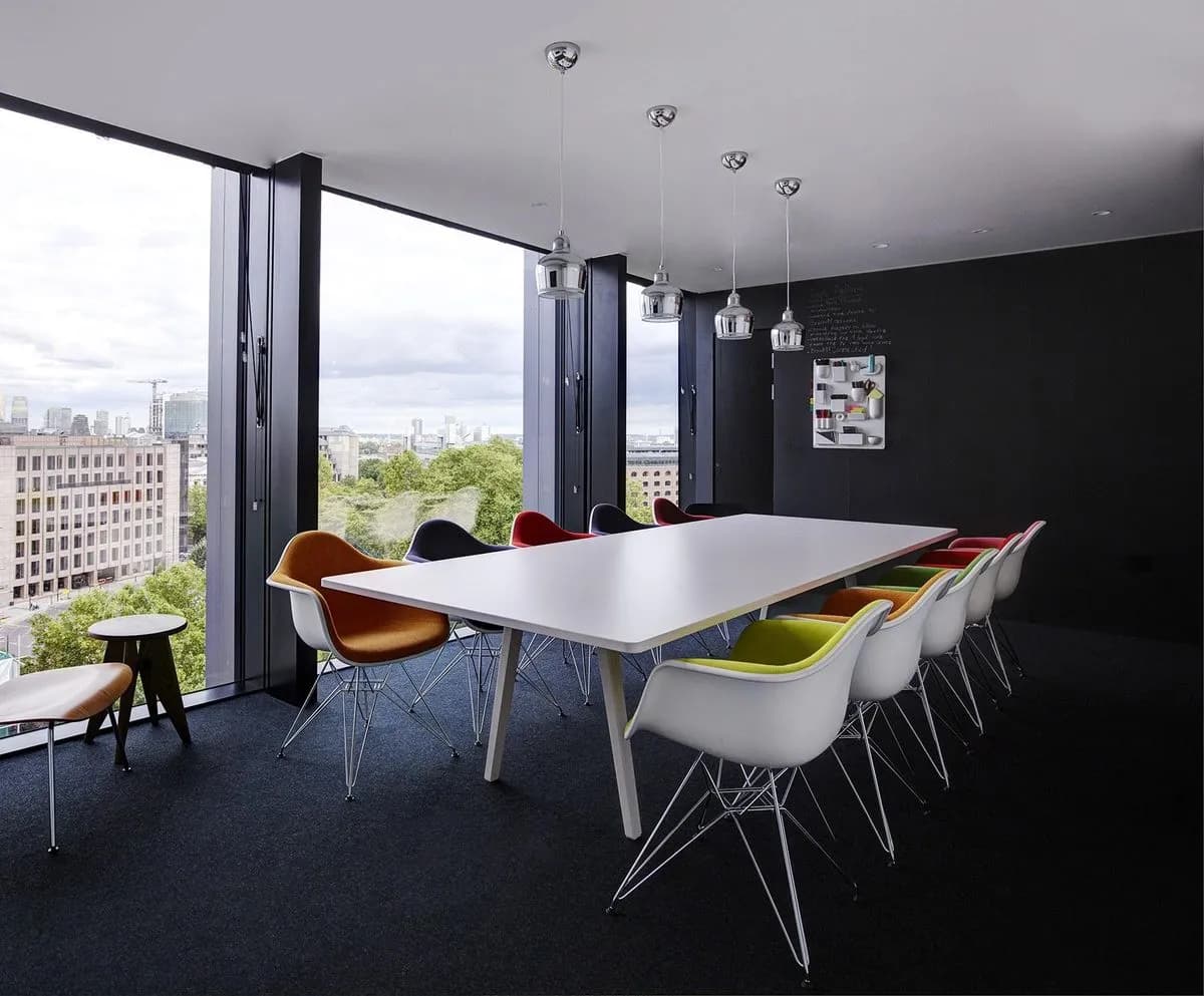 Meeting room 8 - citizenM Tower of London