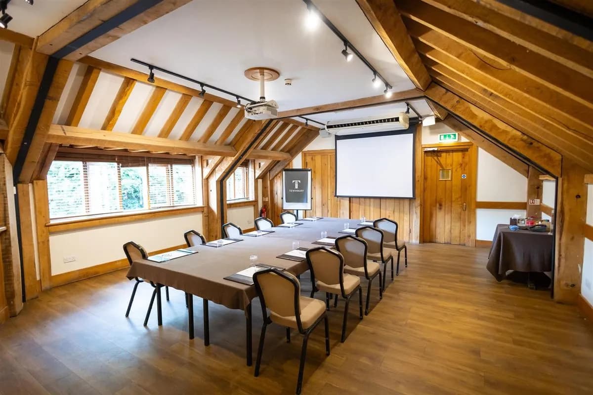 Mimram - Tewin Bury Farm Hotel