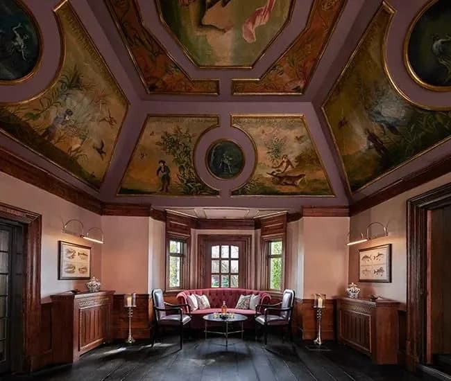 Monkey Room - Monkey Island Estate, SLH
