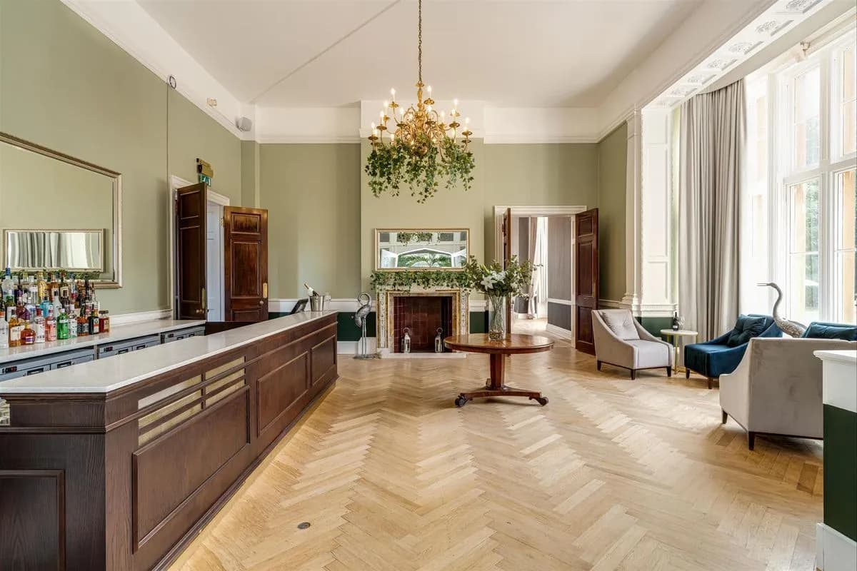 Tawney/Orangery - Easthampstead Park