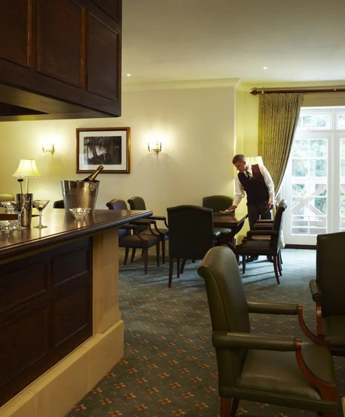 Warren Lounge - Warren Weir
