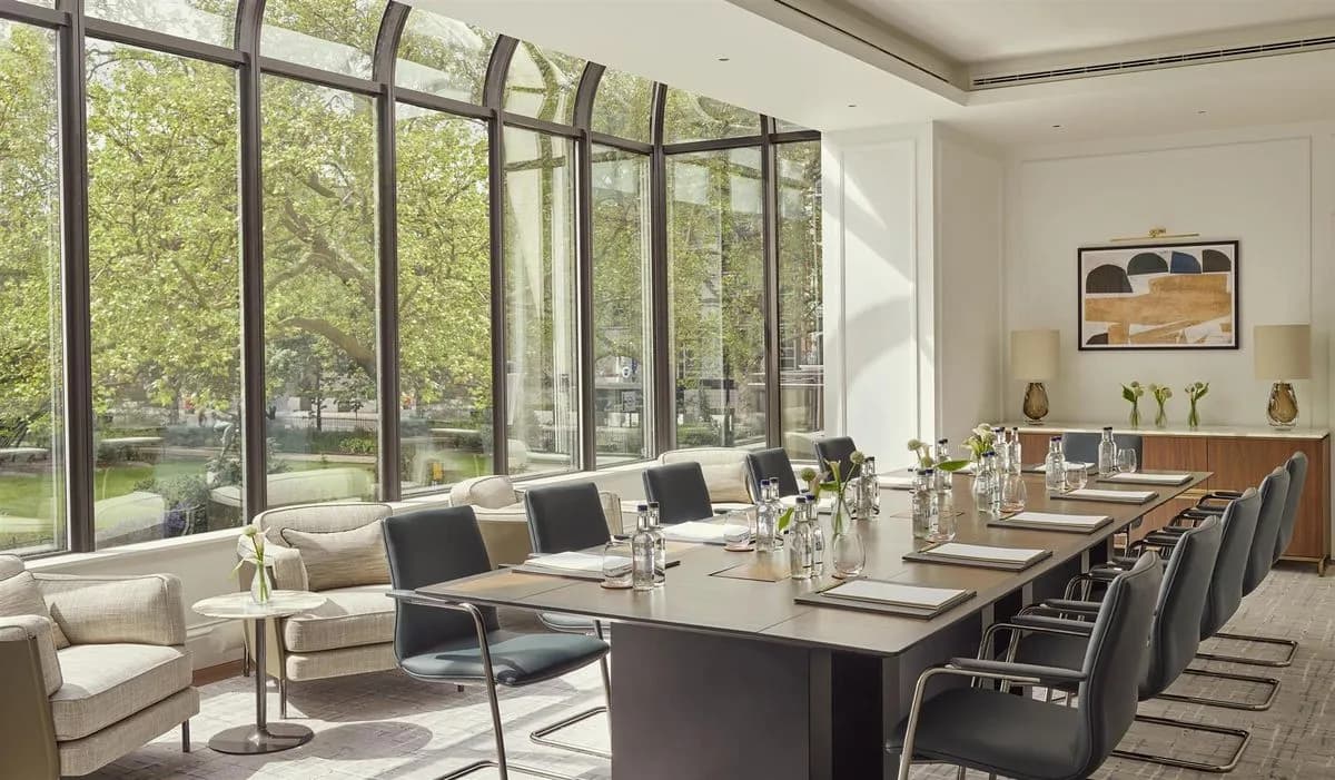 The Maple Room - Jumeirah Carlton Tower