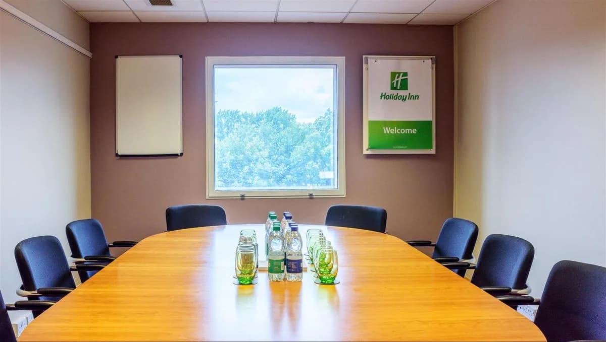 Orchid Suite - Holiday Inn London - Brent Cross