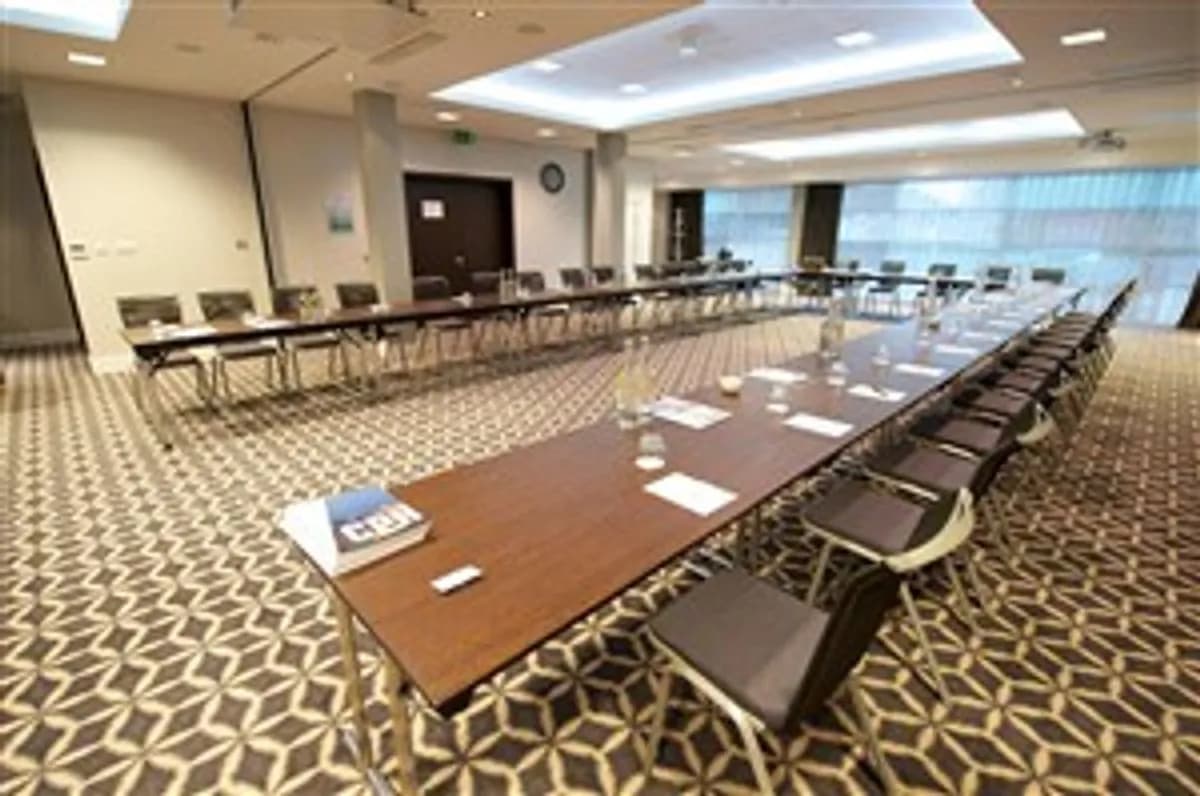 Laker Suite - Holiday Inn Southend