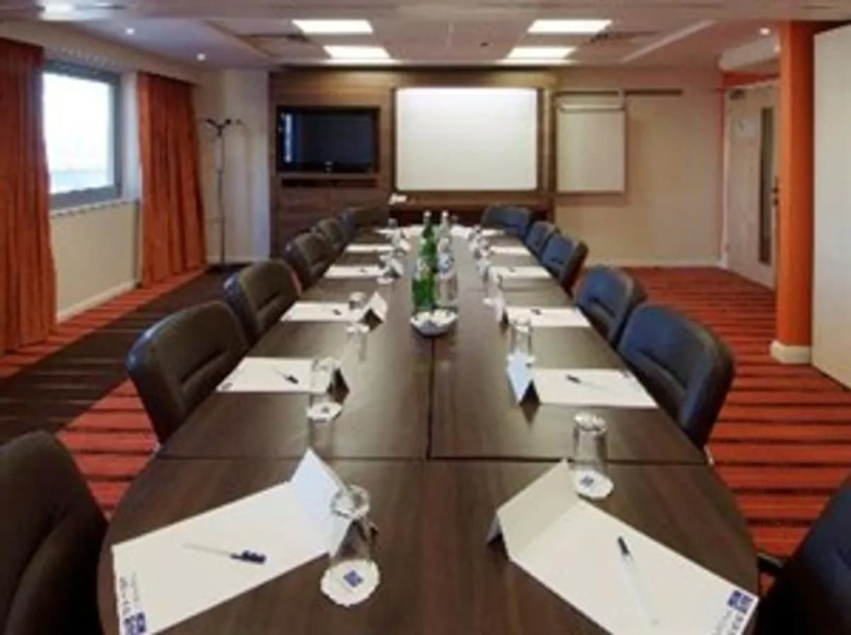 Eton - Holiday Inn Express Slough (Accepting reservations from 01st Oct, 2022)