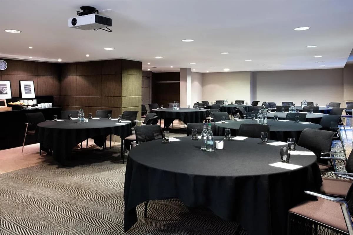 Madison Room - Crowne Plaza London Heathrow