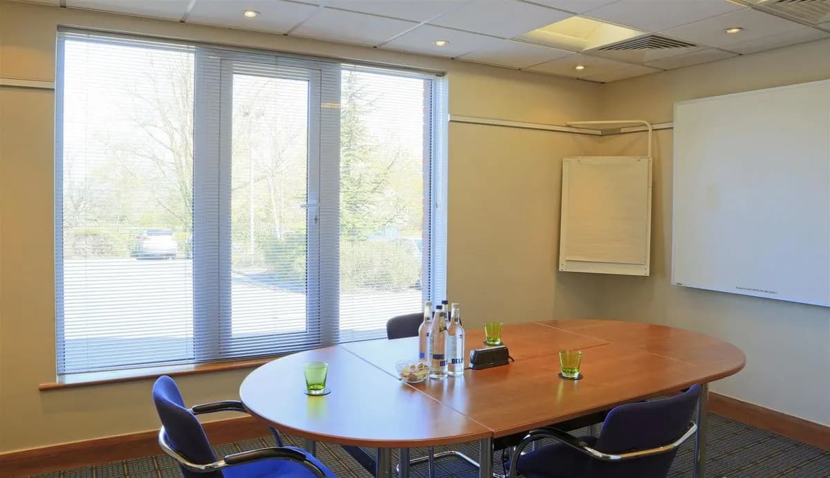 Compton Suite - Holiday Inn Guildford