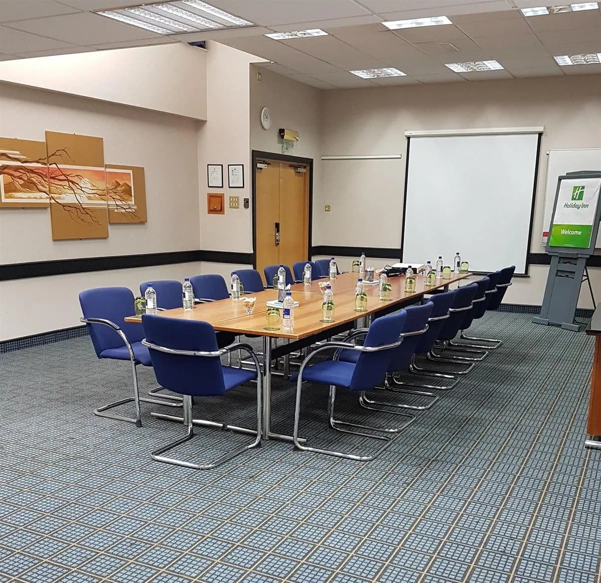 Cedar 2 - Holiday Inn Maidenhead/Windsor