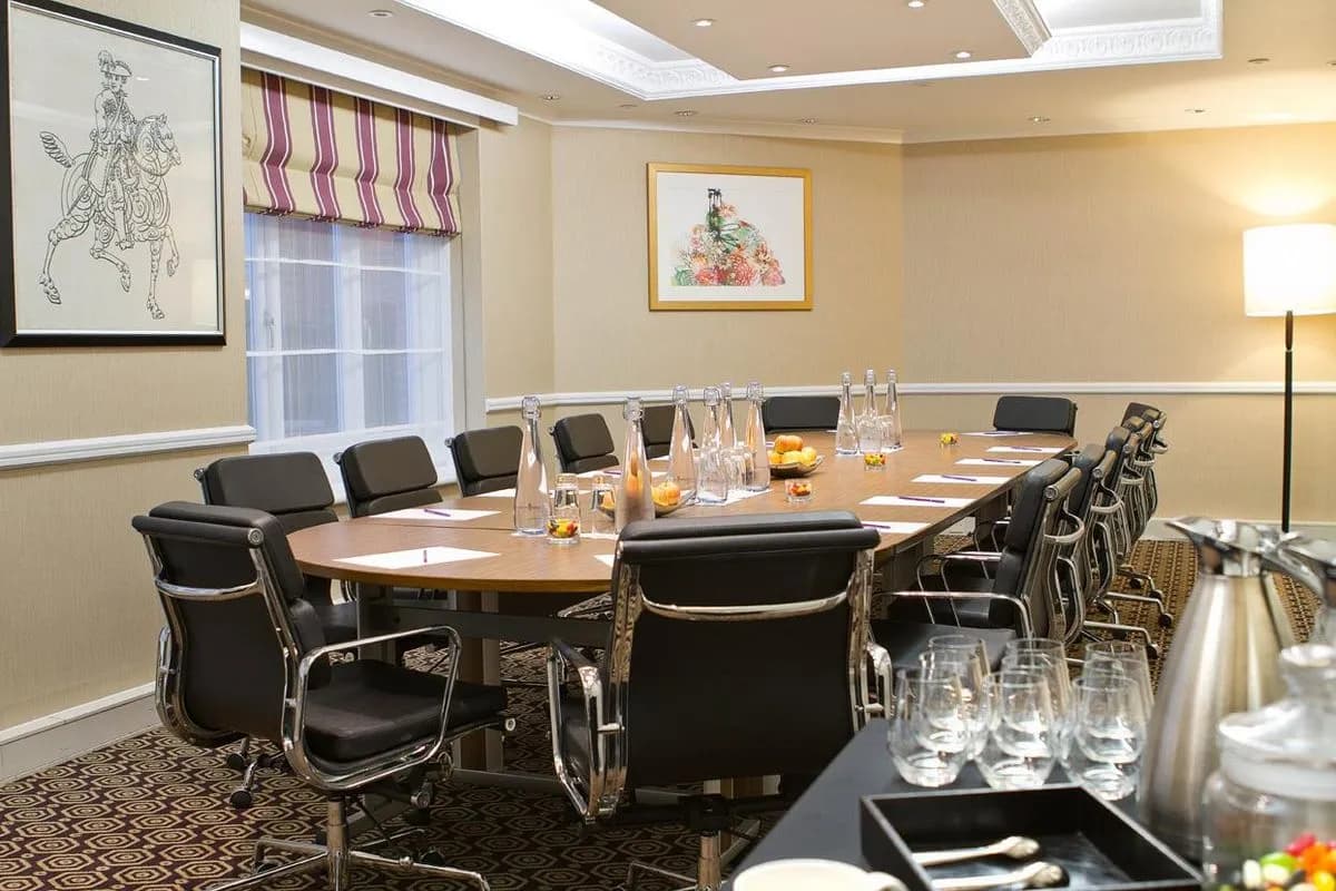 Windsor Suite - St. Ermin's Hotel, Autograph Collection