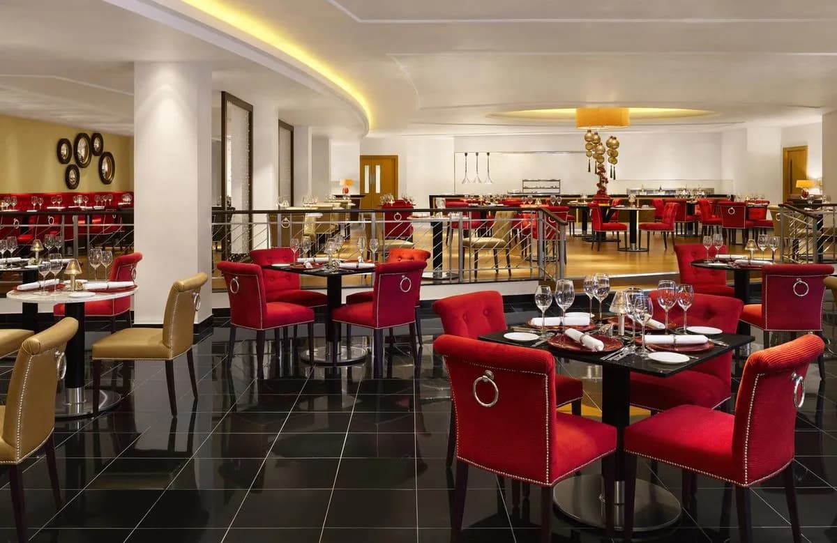 RESTAURANT - Sheraton Skyline Hotel London Heathrow