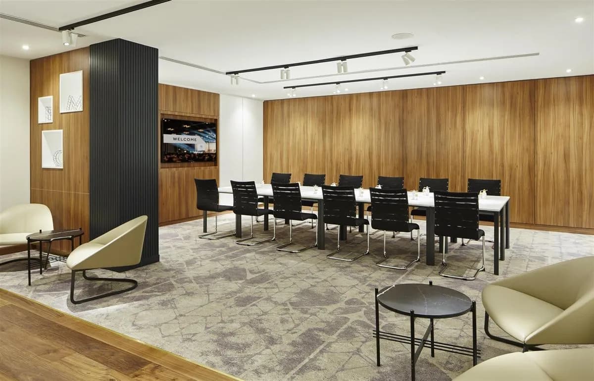 Boardroom - London Heathrow Marriott Hotel