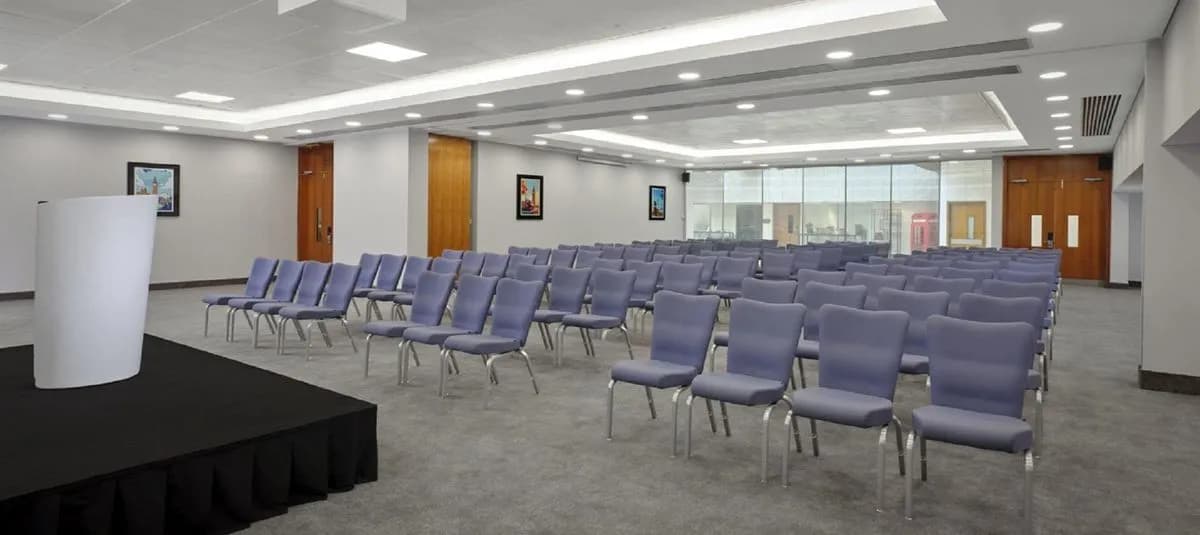 Knightsbridge Suite - Sheraton Heathrow Hotel (Newly Refurbished 2024)