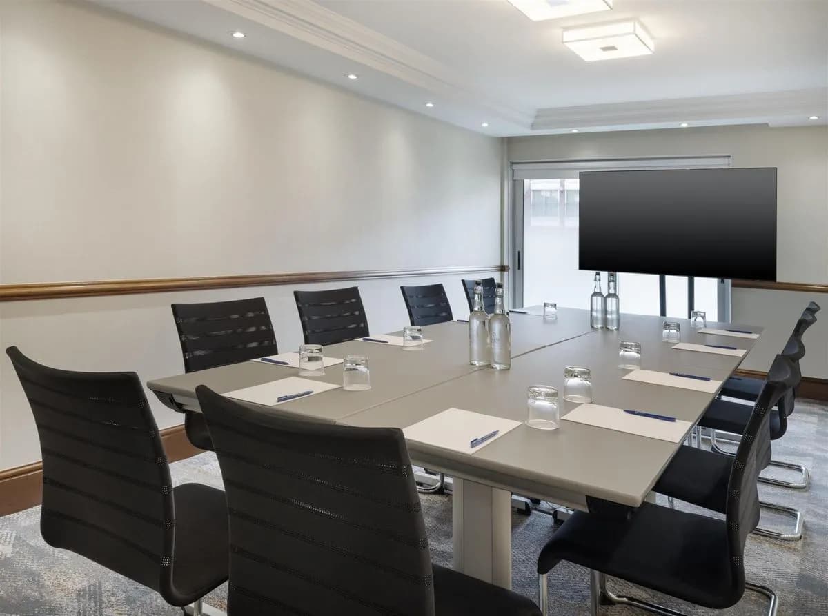 Boardroom 4 - Delta Hotels Heathrow Windsor (Newly Refurbished)