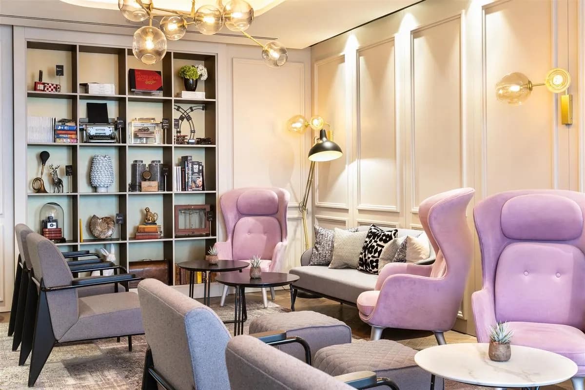 The Drawing Room - Holmes Hotel London
