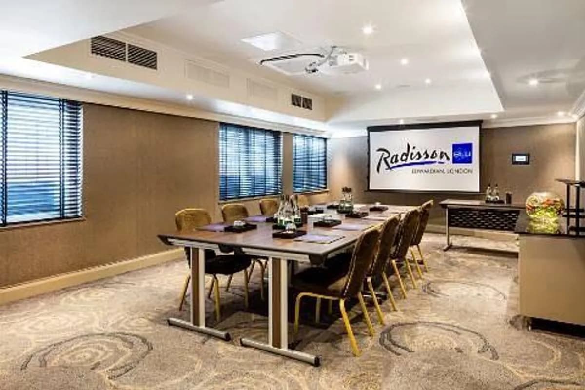 Private Room 9 - Radisson Blu Hotel, London Tottenham Court Road