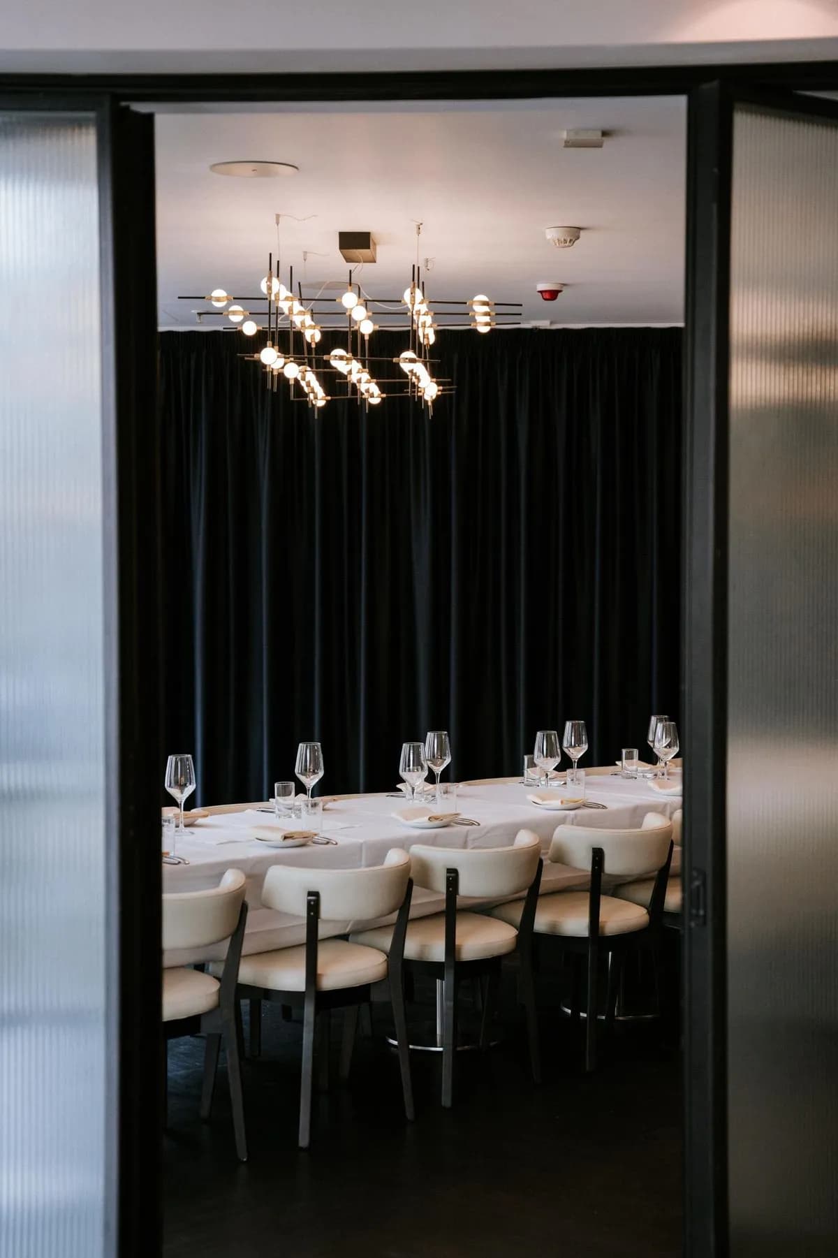 Private Dining Room - The Westminster London, Curio Collection by Hilton