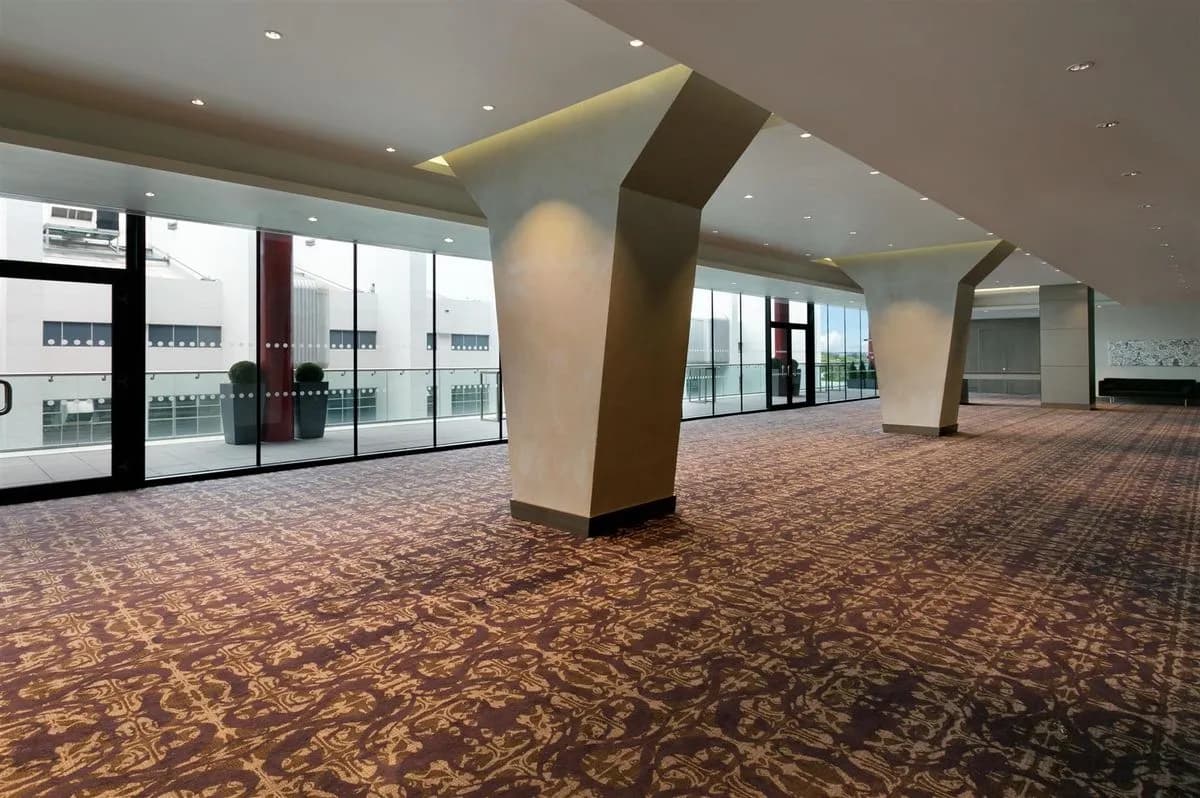 Balroom Lobby - Hilton London Wembley
