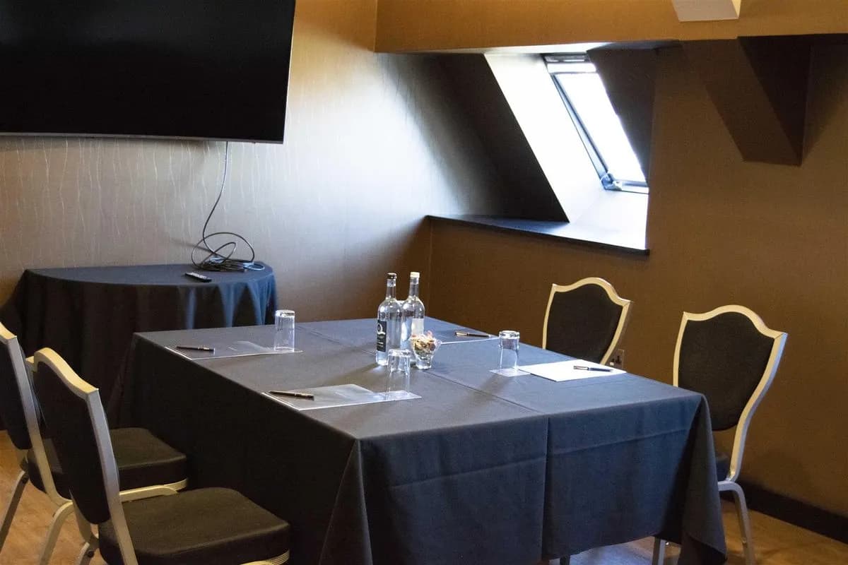 Clubhouse 3 - Hilton London Syon Park