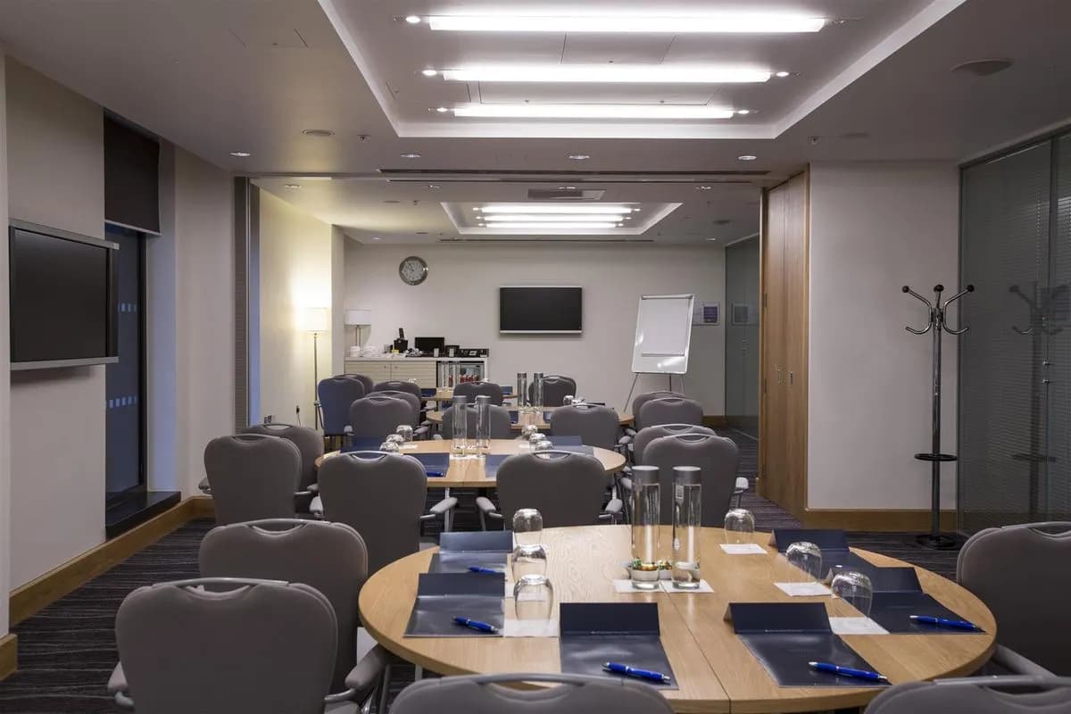 Wasabi Suite - Hilton London Heathrow Airport Terminal 5