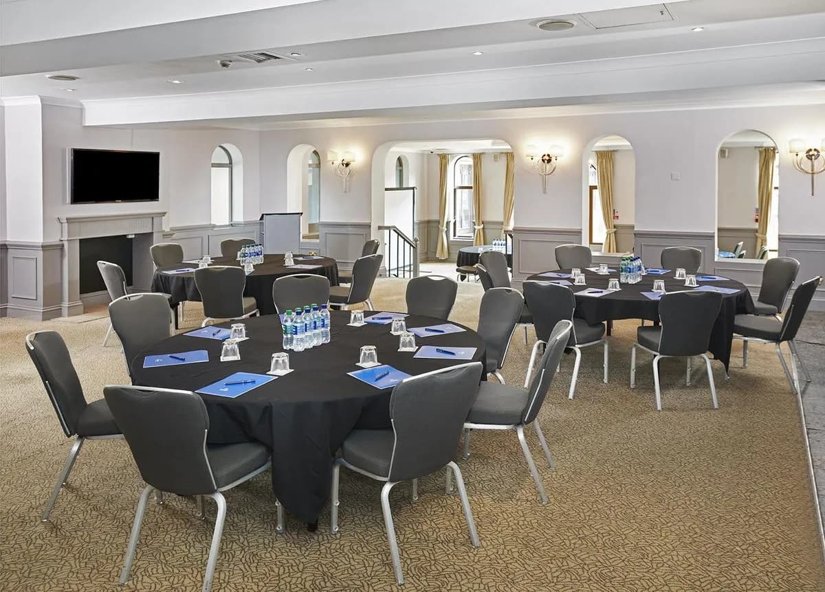 The Garden Suite and Terrace - Hilton Cobham