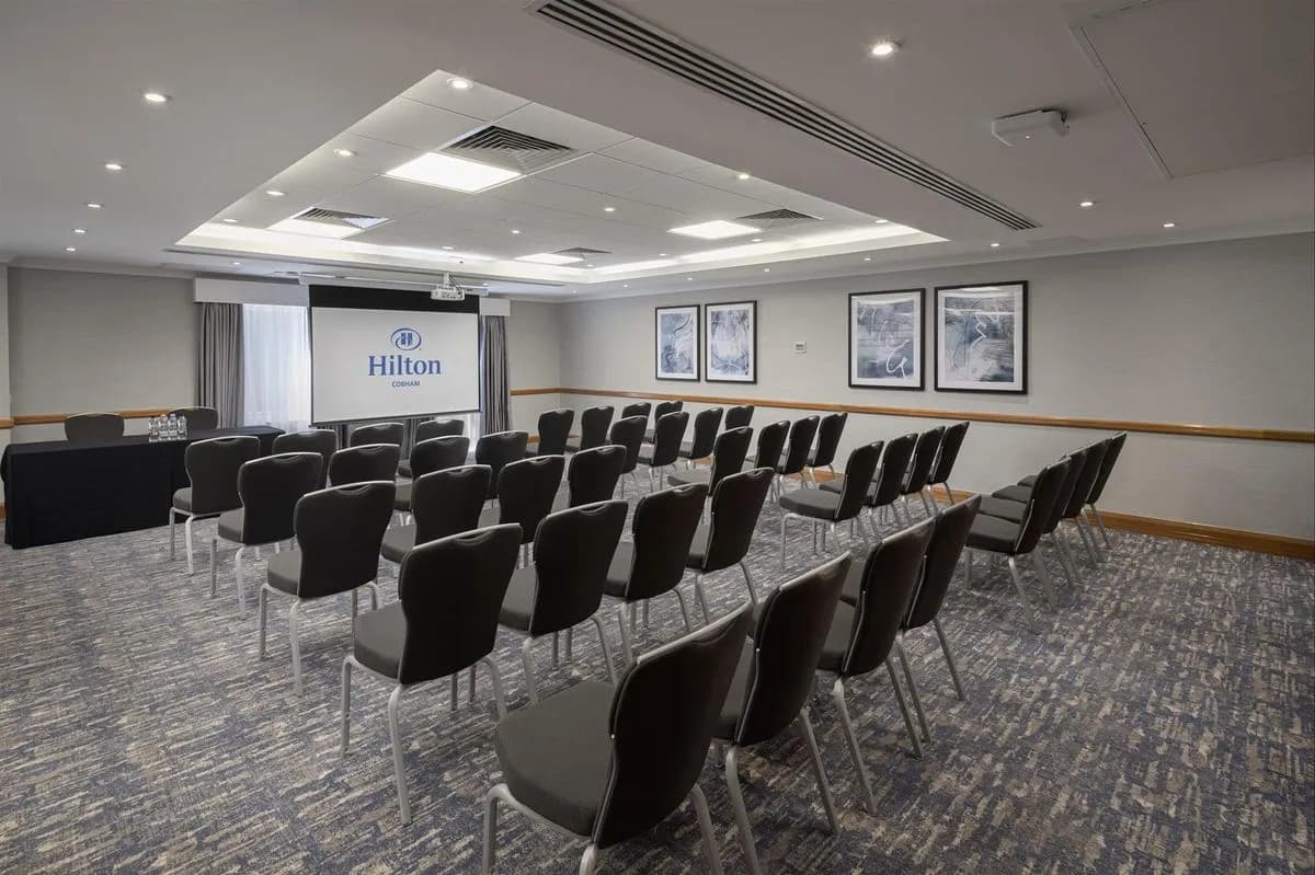Hampton 2 - Hilton Cobham