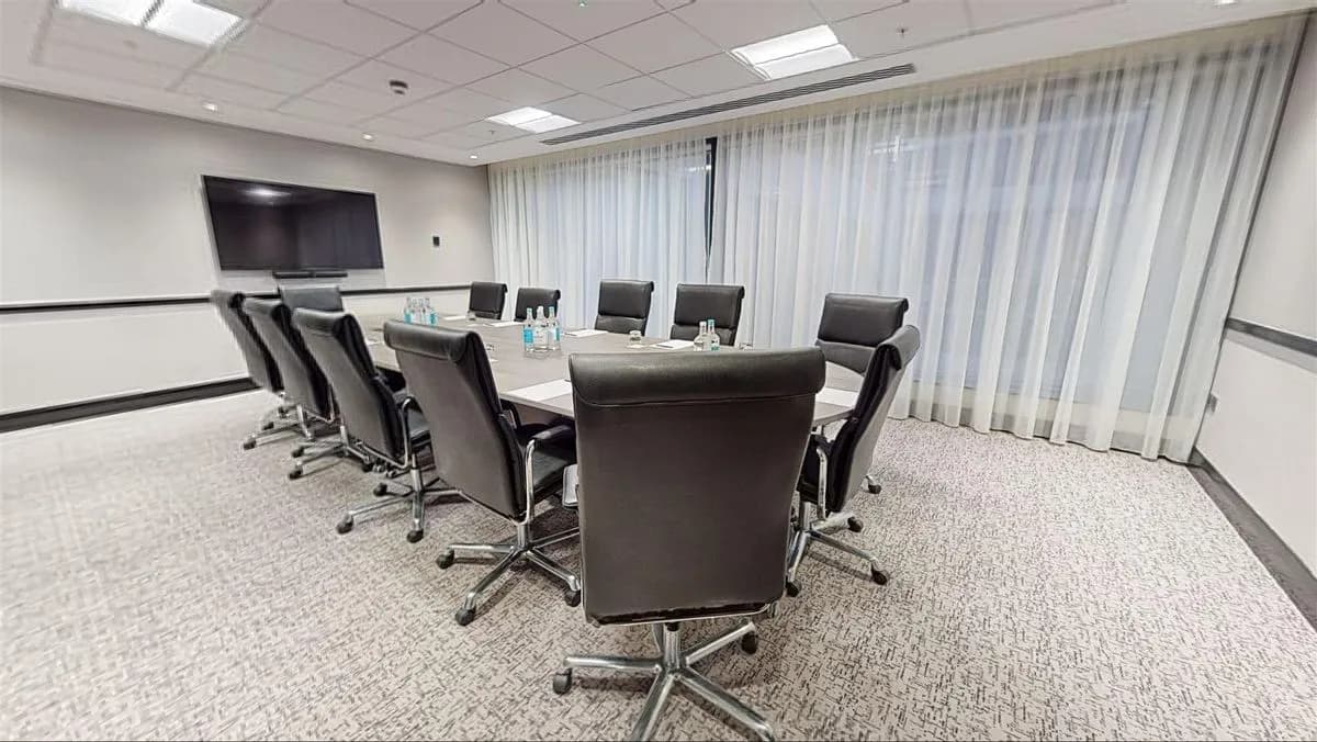 Boardroom - Hilton London Gatwick Airport