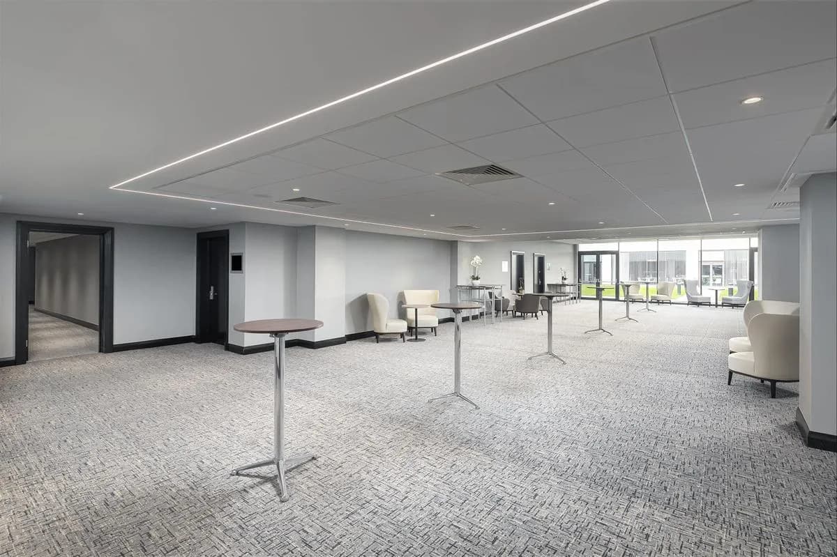 Meeting Room Foyer Area 1 - Hilton London Gatwick Airport