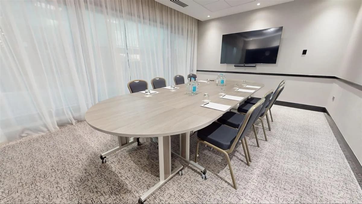 Meeting Room 5 - Hilton London Gatwick Airport